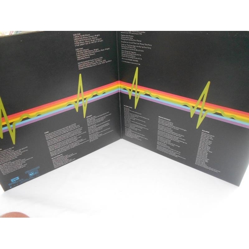 306 - Pink Floyd - Dark side of the Moon UK LP Record. SHVL 804. A-8 and B-7 EX