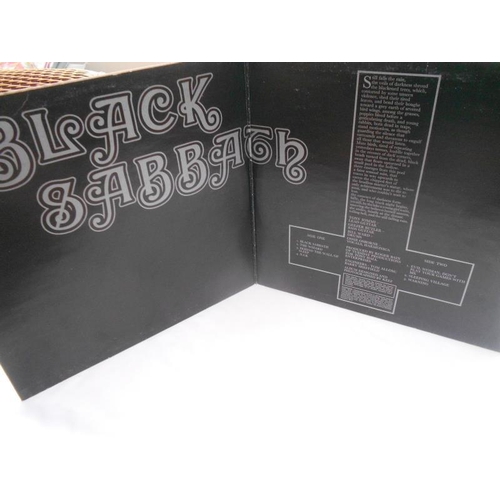 312 - Black Sabbath - Black Sabbath UK 1st press record LP V06 847903 VTY 1Y-1 and 2Y-1 EX +