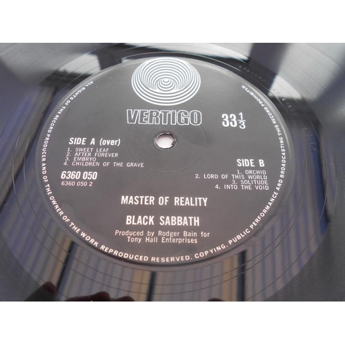 317 - Black Sabbath – Master of Reality UK 1st press vertigo swirl LP 6360 050 1Y-1 and 2Y-1 NM