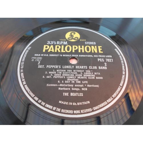 460 - The Beatles Sgt Peppers UK 1st press LP record PCS 7027 XEX 637-1 and XEX 638-1 EX+