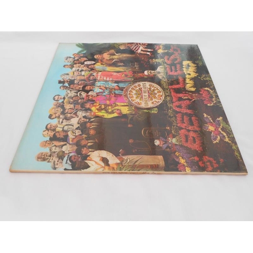 461 - The Beatles Sgt Peppers UK 1st press LP record PMC 7027 XEX 637-1 and XEX 638-1 EX