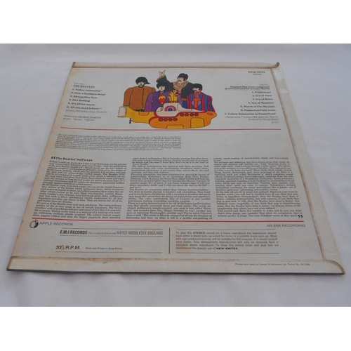 462 - The Beatles - Yellow Submarine UK LP record (red box) PCS 7070 YEX 715-3 and 716-1 VG+