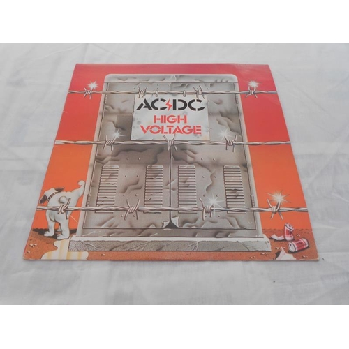 530 - AC DC - High Voltage Aussie LP 1975 APLP 009 XAPAX 1177 & XAPAX 1178 Very Rare NM