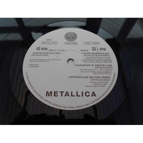 539 - Metallica – Nothing Else Matters UK 12” record METAL 1012 A-1 and B-1 SNA Logo NM