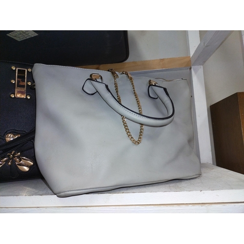 1116 - 3 ladies bags