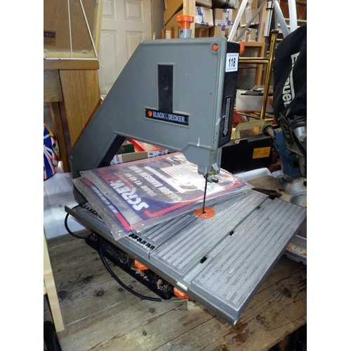 118 - A band D bandsaw with spare blades.