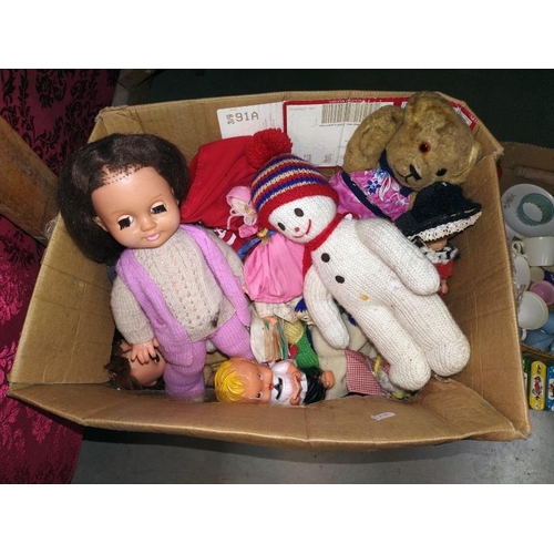 176 - A quantity of dolls and teddies etc