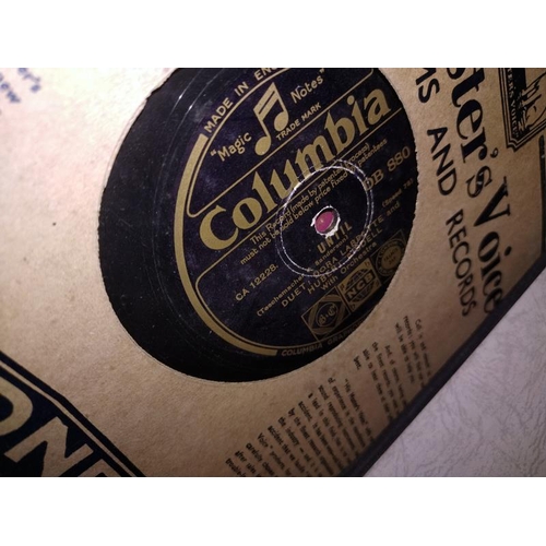 95 - A vintage case containing classical 78s