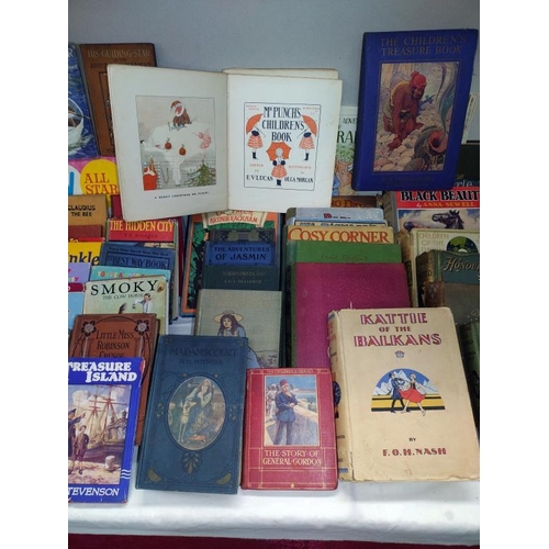 215 - A lot of vintage books including Mr Punch.