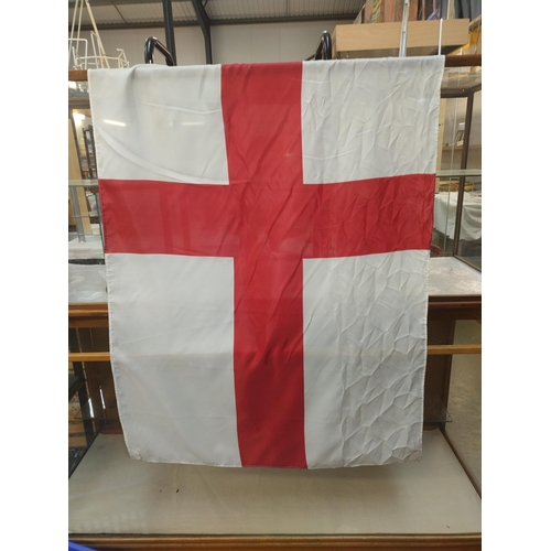 5 - A boxed 20ft aluminium flag pole with flag (collect only)