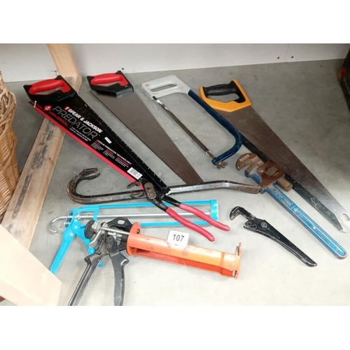 107 - A collection of quality saws & Stilson's etc.