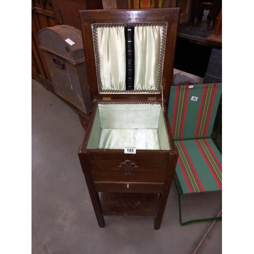 185 - A vintage sewing box