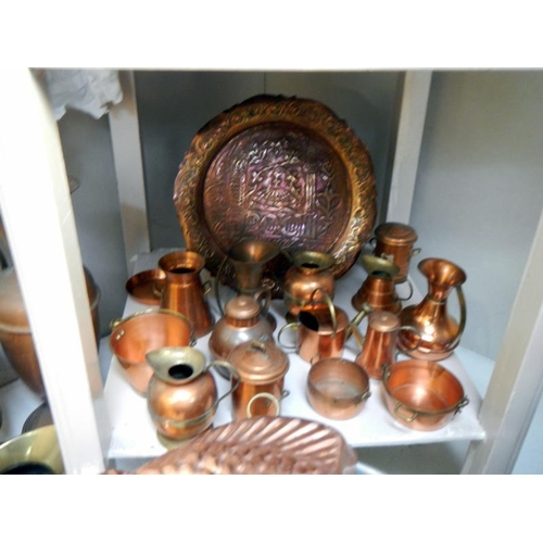 1003 - A good selection of mid 20th century copperware