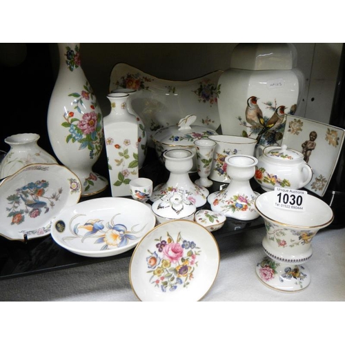 1030 - A quantity of collectables including Worcester, Aynsley & Wedgwood etc.