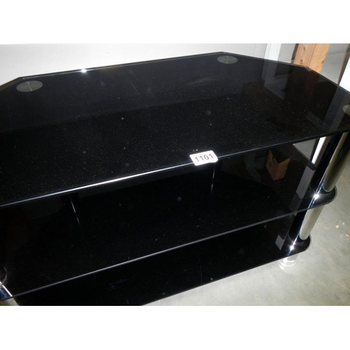 1101 - A black TV stand.
Collect Only.