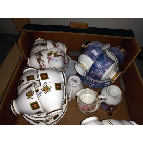 1109 - A good selection of sets of 4 & 6 tea sets