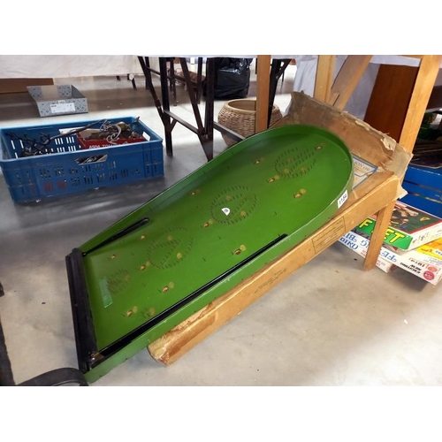 1154 - A vintage bagatelle with box