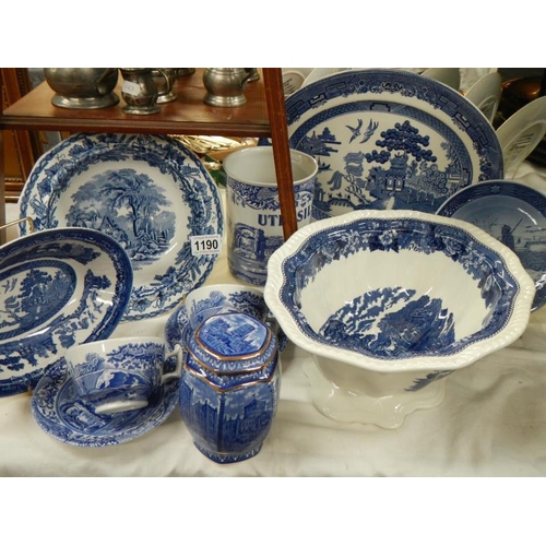 1190 - A good lot of blue & white china