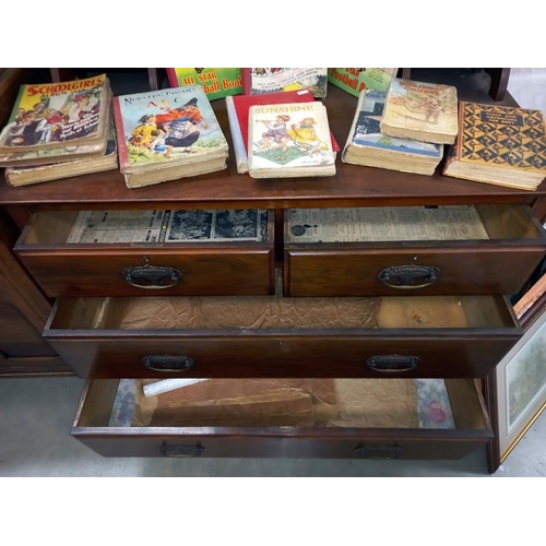 1256 - An Edwardian mahogany dressing table.
Collect Only.