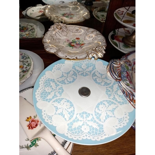 1267 - A good quantity of Victorian cake stands and Tazzas.