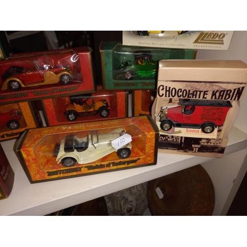 1300 - A quantity of old collectors cars, (1 shelf)