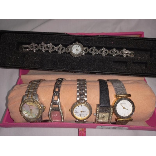 1332 - A selection of ladies watches