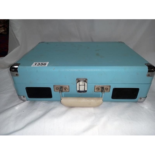 1356 - A Crosley cased record player