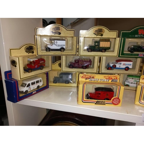 1420 - A collection of days gone by and other collectors cars