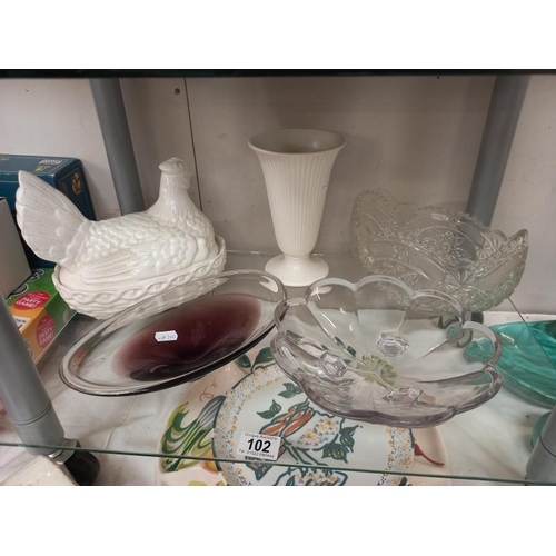 102 - A quantity of miscellaneous including hen on nest and vase