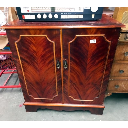 171 - A dark wood stained 2 door cupboard with inner drawer. 79cm x 47cm x height 88cm.  COLLECT ONLY.