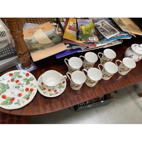 409 - A quantity of Alpine Strawberry teaware