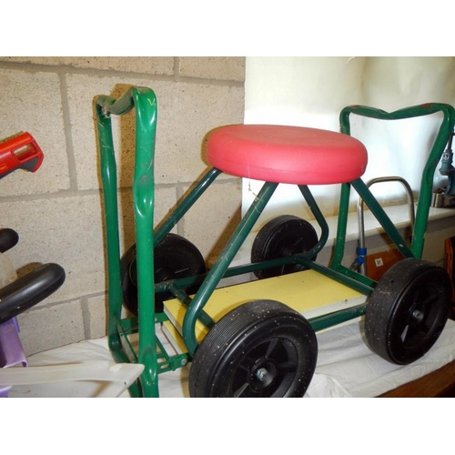 280 - A quantity of garden tools, trolley seat & kneeling pad/seat