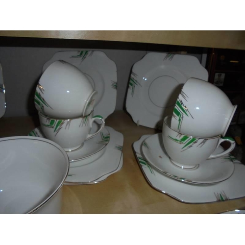 2037 - 25 pieces of Salisbury china tea ware.