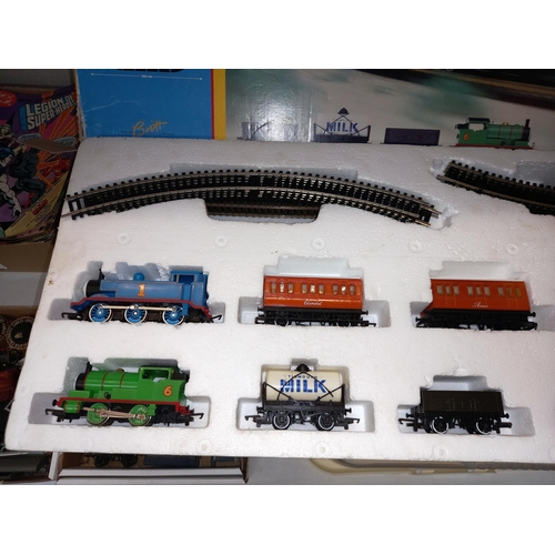 A Hornby R9003 Thomas and Percy electric train set