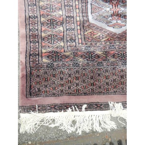 2191 - An old rug, 147 x 99 cm.