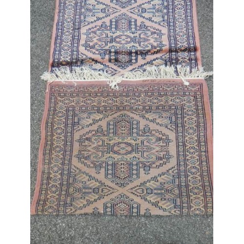 2195 - A carpet runner.