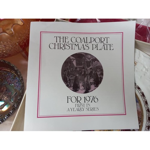 2055 - Two Spode bird plates and two Coalport Christmas plates.