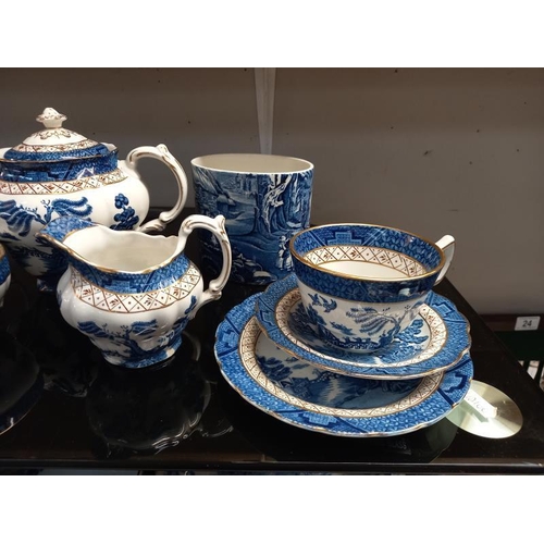 26 - A selection of blue & white pottery including Booths real Old Willow tea set, James Kent Chinese duc... 