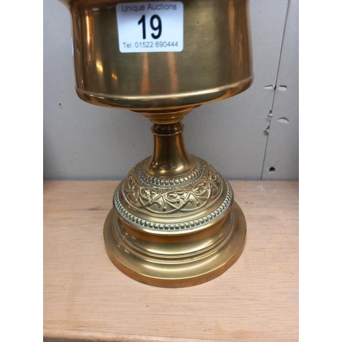 19 - A Victorian brass oil lamp with later etched glass shade. COLLECT ONLY.