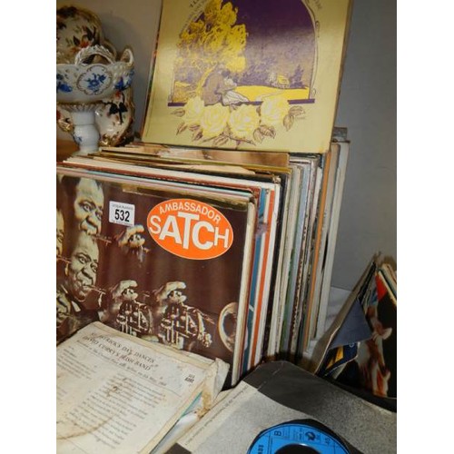 532 - A good selection of LP and 45 rpm records.