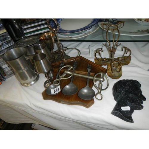 552 - A mixed lot of pewter and other items.