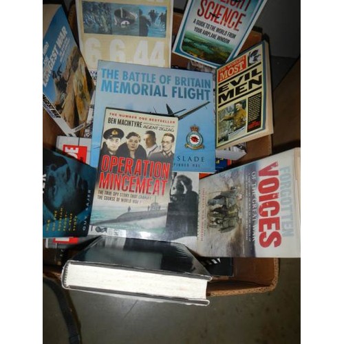 582 - A good box of war related books.