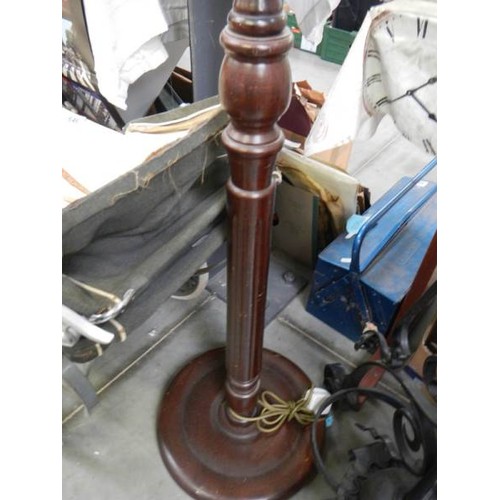 643 - A mahogany standard lamp, COLLECT ONLY.