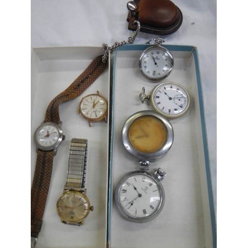 821 - A mixed lot of gent's pocket and wrist watches.