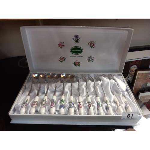 61 - A set of boxed Portmeirion cake forks & spoons