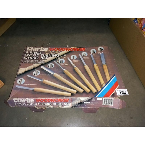 152 - A boxed Clarke 8 piece wood turning chisel set