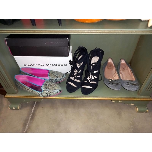 190 - 14 pairs of ladies shoes. Some boxed including Michael Kors, Head Over Heels, Kurt Geiger etc. Sizes... 