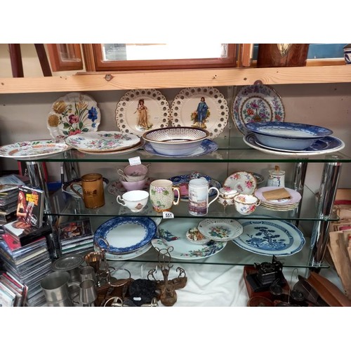 551 - Three shelves of ceramics including Chinese plates.