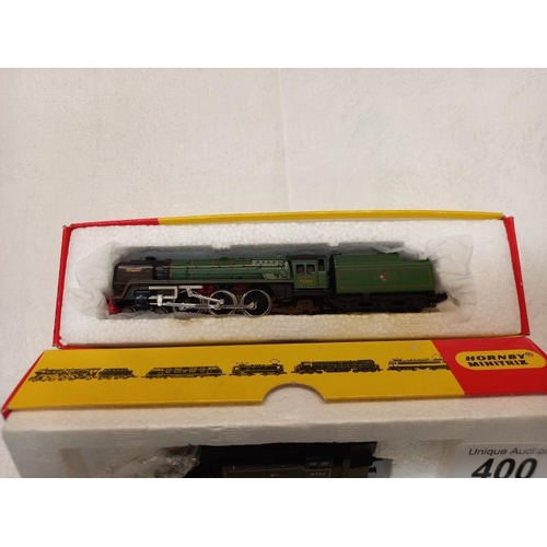 400 - 3 Hornby Minitrix no 202, 203, 205.