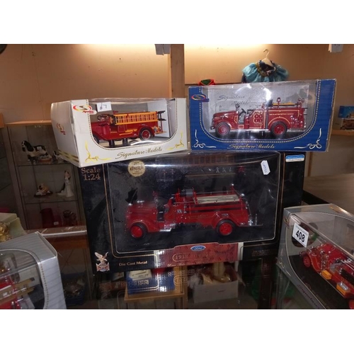 408 - Road signature series 1:24 1938 fire engine and 4 1:43 scale models